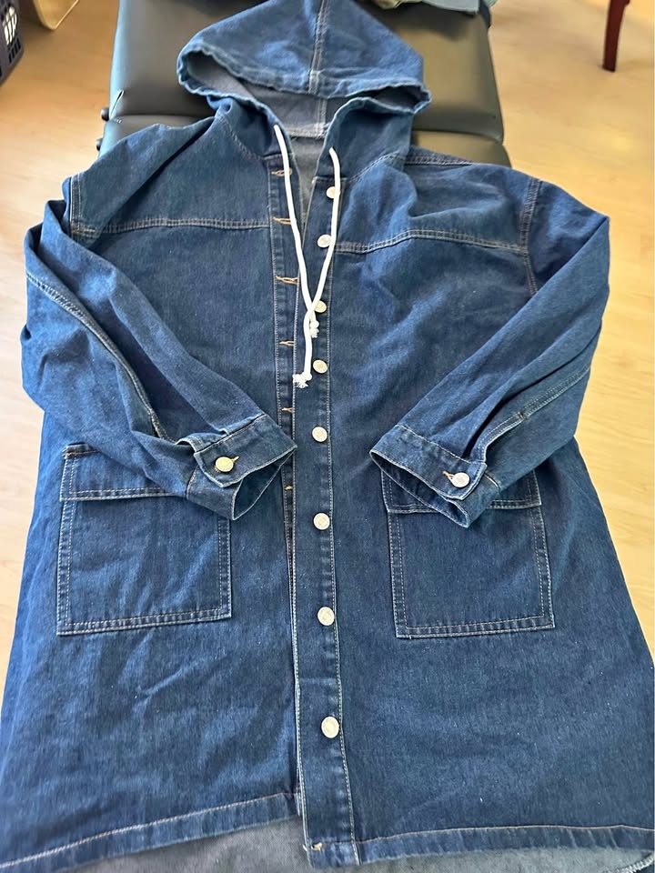 Women Jeans jacket with hood like NEW