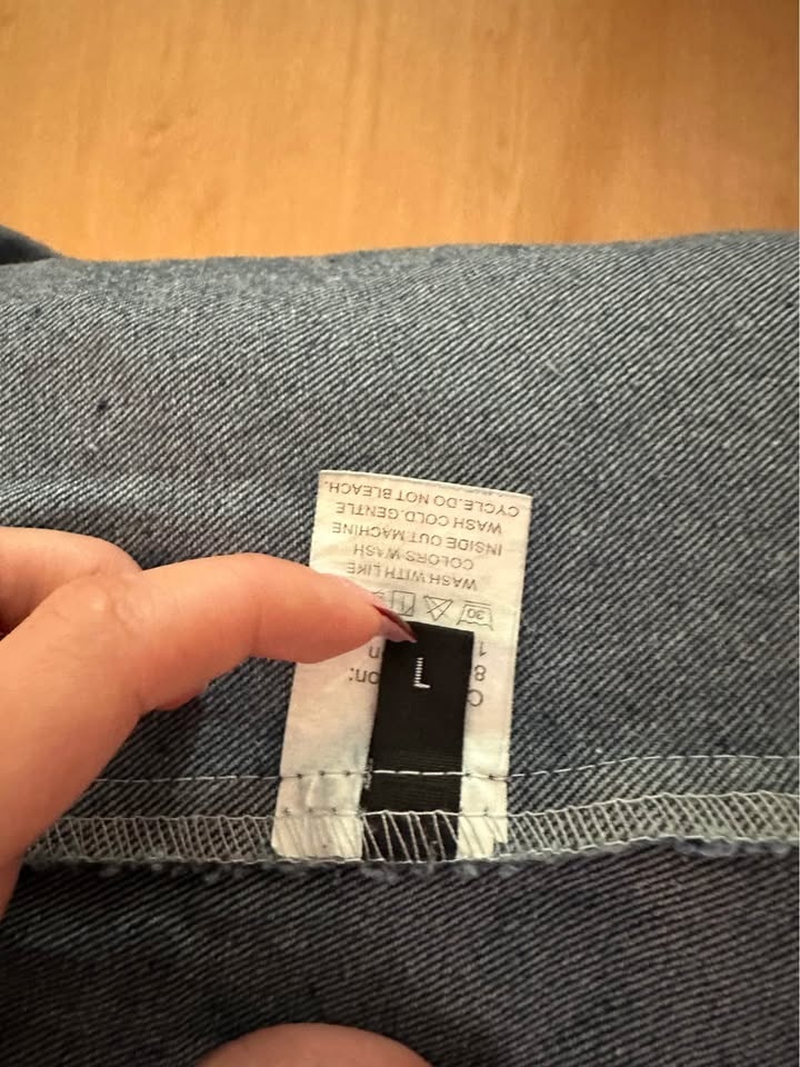 Women Jeans jacket with hood like NEW - photo 4