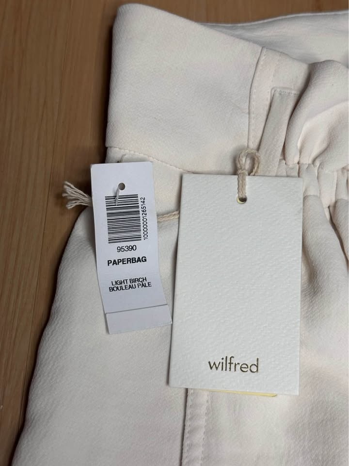 Aritzia Wilfred Womens Shorts NEW with tags - photo 3