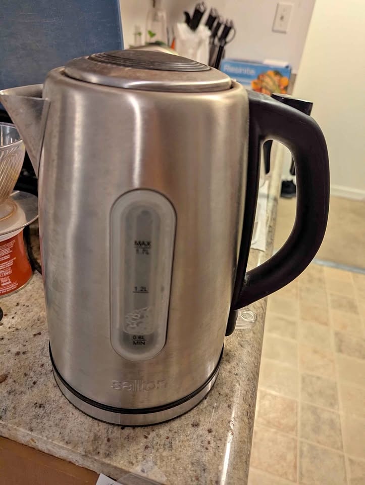 Salton Kettle