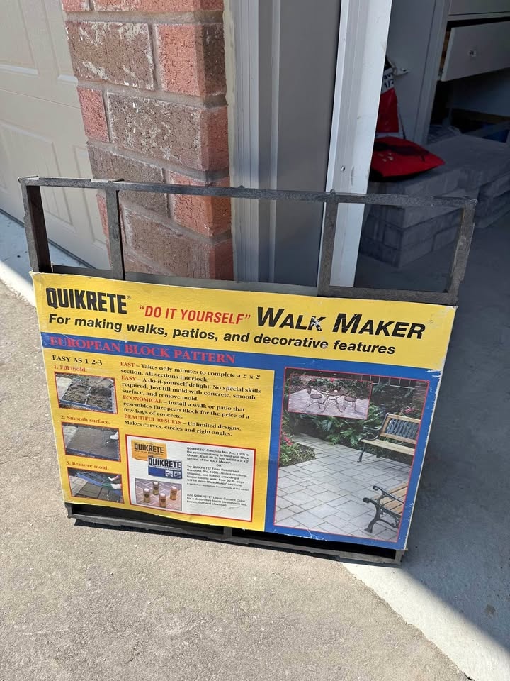 Quikrete Walk Maker 2x2 ft