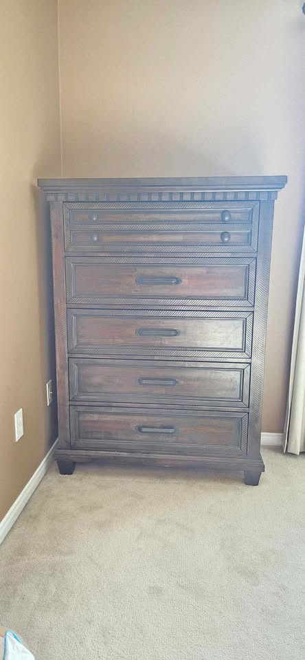 Solid wood chest