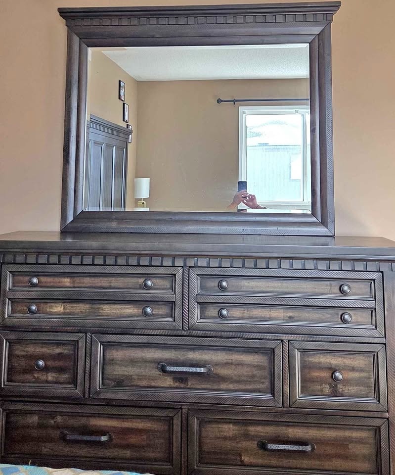 Solid wood dresser with mirror