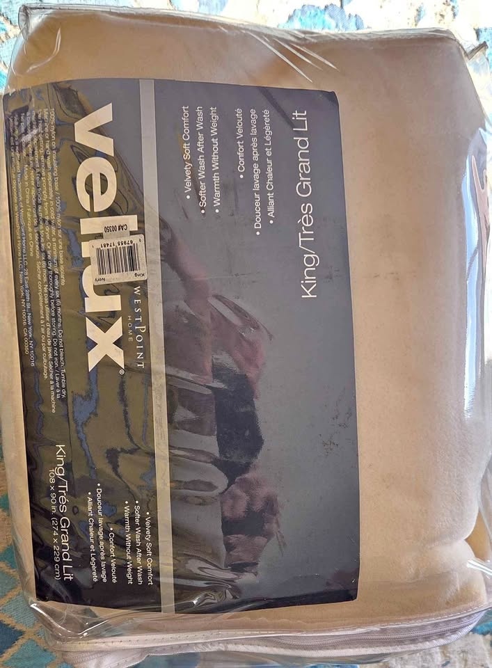 Vellux King Size Blanket - Ivory