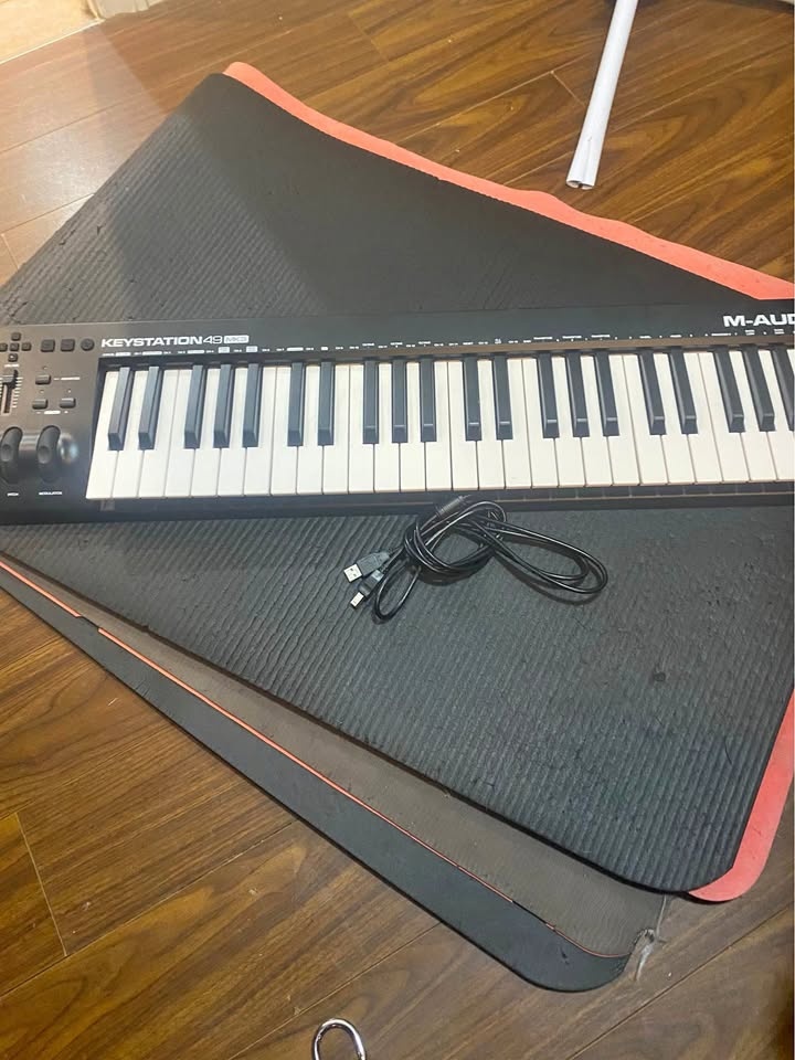 M-Audio Keystation 49 Keys Keyboard
