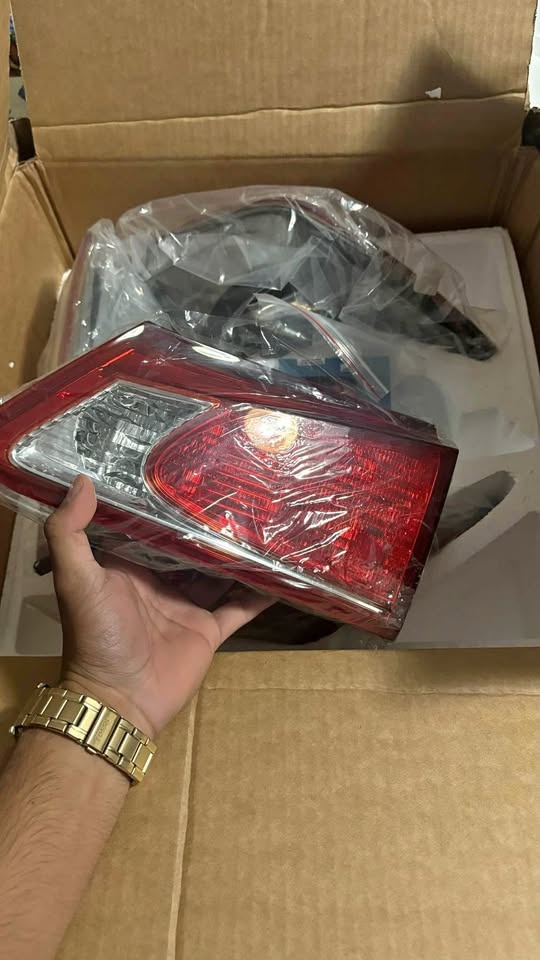 Lexus IS250 Tail Lights
