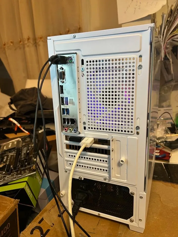 Gaming PC, i7-8700, 32GB RAM, 512GB M.2 SSD, RTX 2060 image indicator(5)