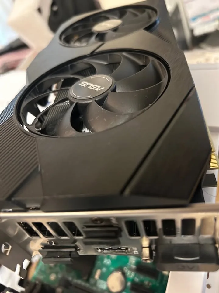 Gaming PC, i7-8700, 32GB RAM, 512GB M.2 SSD, RTX 2060 image indicator(9)