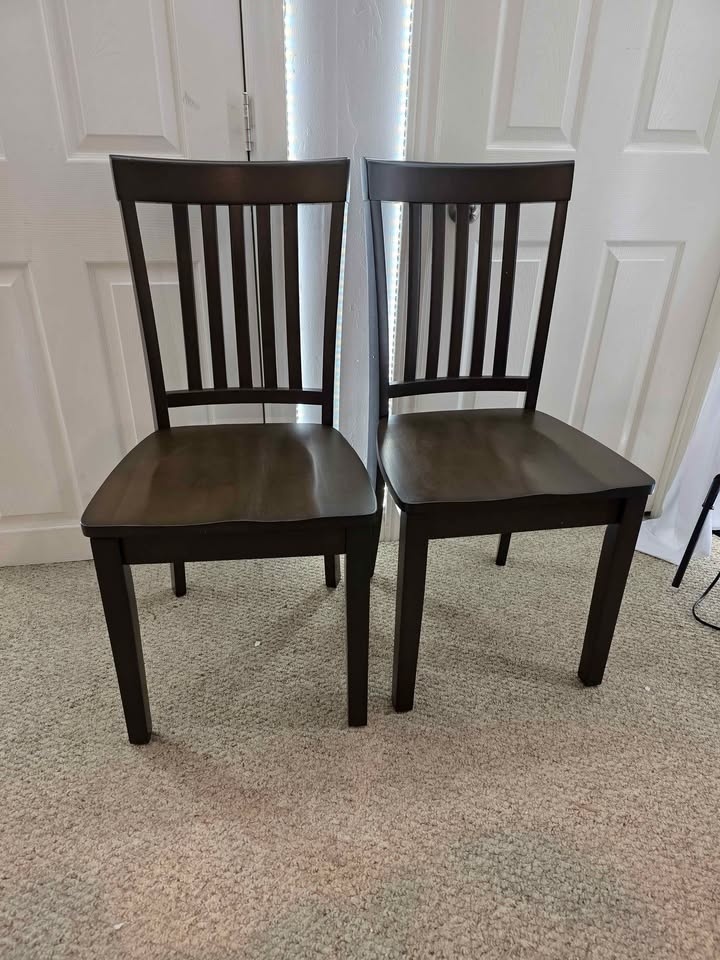 Lark Manor Dining Chairs (Set of 2) - Brand New - photo 2
