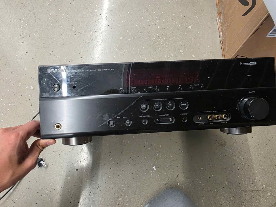 Yamaha HTR-4063 AV Receiver - photo 2