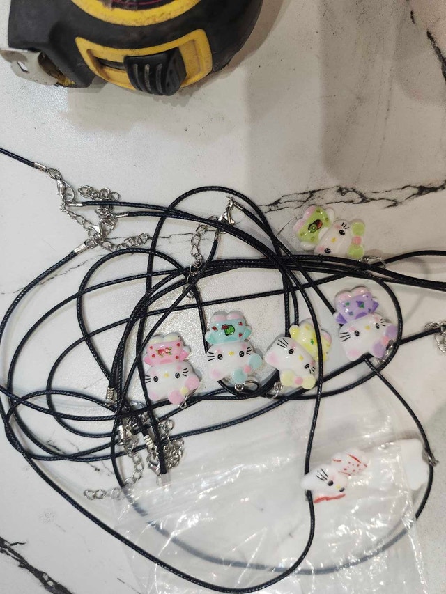 Kitty Necklace