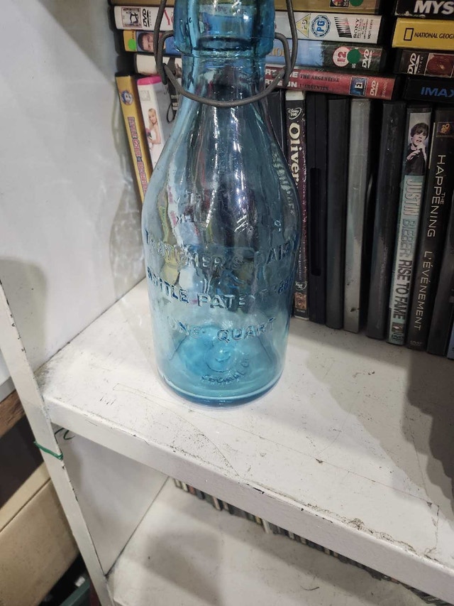Thatcher Dairy Bottle - photo 2