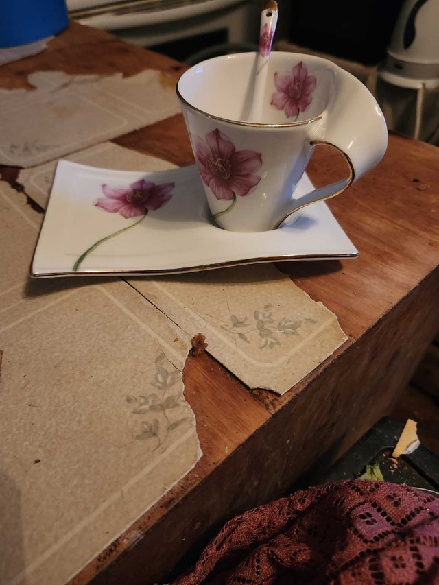 Adeline Tea Cup Set