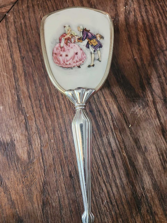Vintage Brush