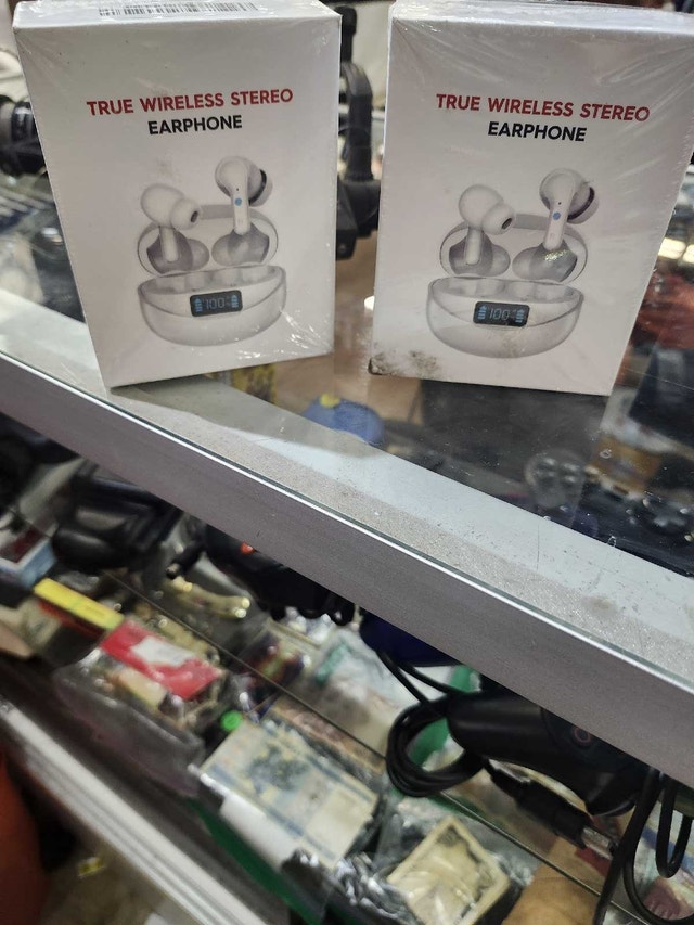 True Wireless Stereo Earphones