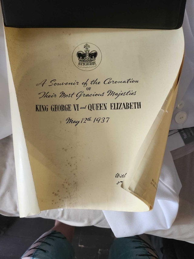 Royal Family Souvenir 1937 Coronation King George VI - photo 4