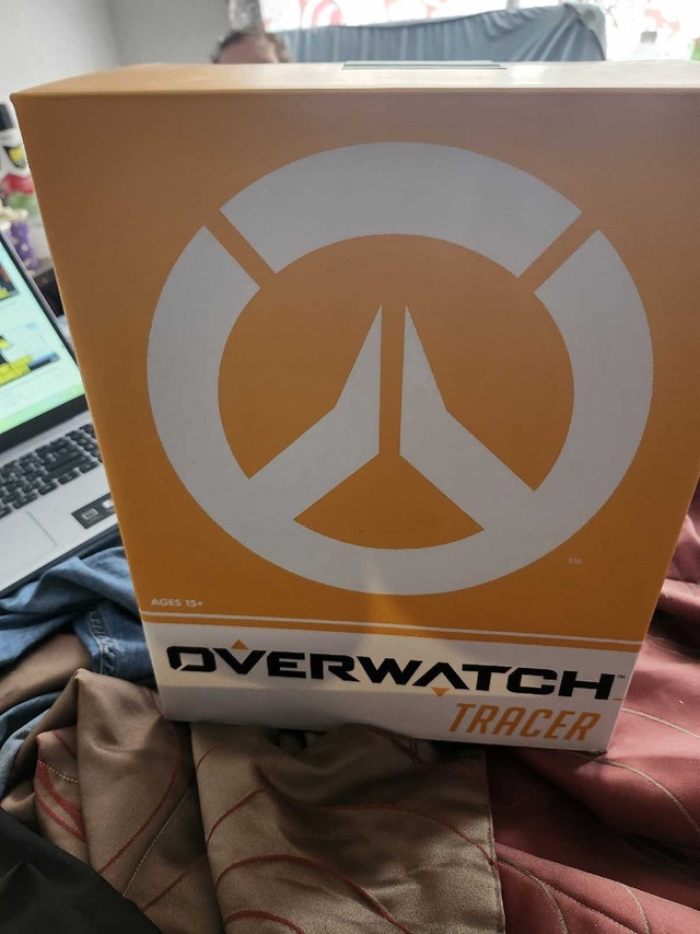 Blizzard Overwatch Tracer Statue