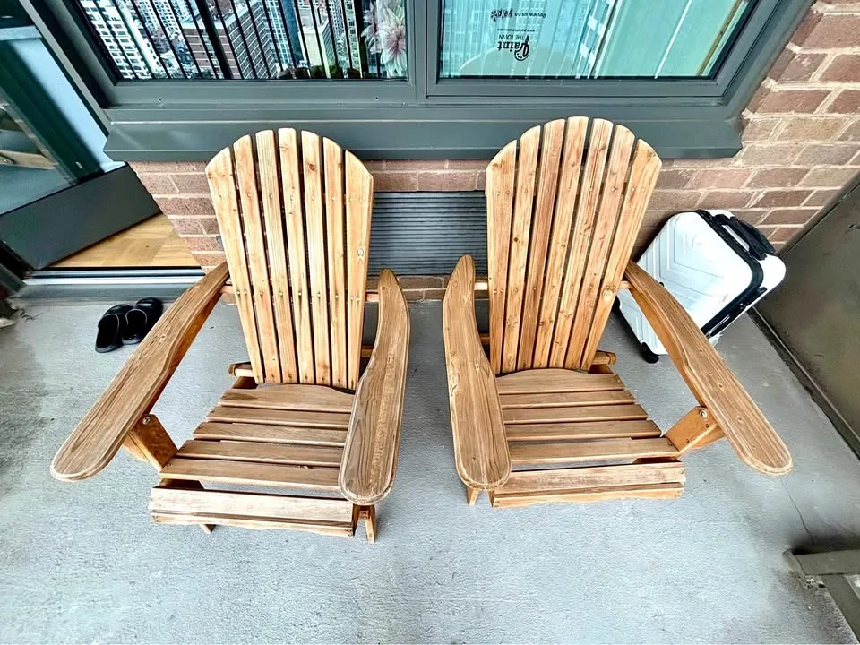 2 folding Adirondack chairs (super sturdy!!) thumbnail