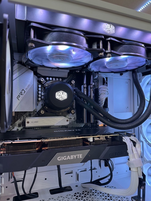Gaming PC (i7 10700K + RTX 2070 Super + 16gb DDR4) - photo 4