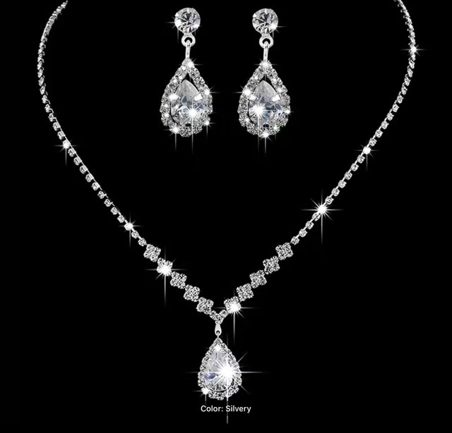 Elegant Necklace with earrings - BRAND NEW - photo 2