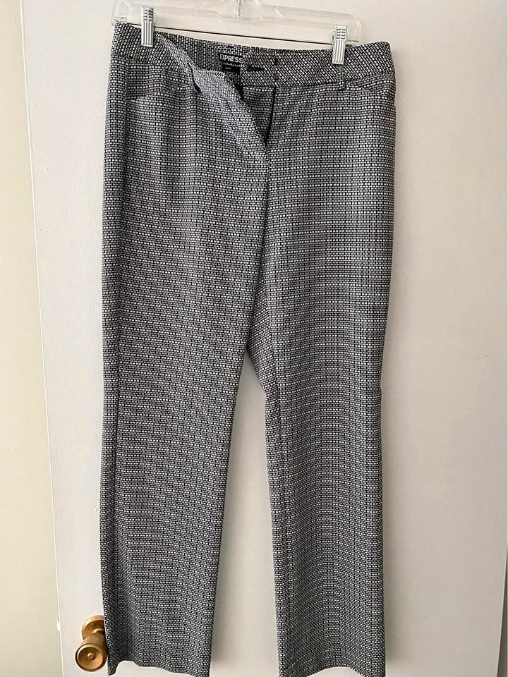 Express Women's Editor Pants - Black & White Check - Size 6 Regu