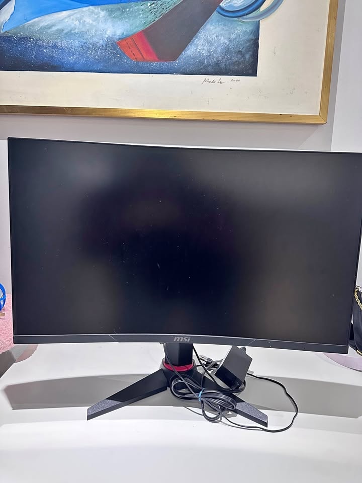 MSI Optix MAG270VC2 Curved 27" 165HZ 1080P Monitor