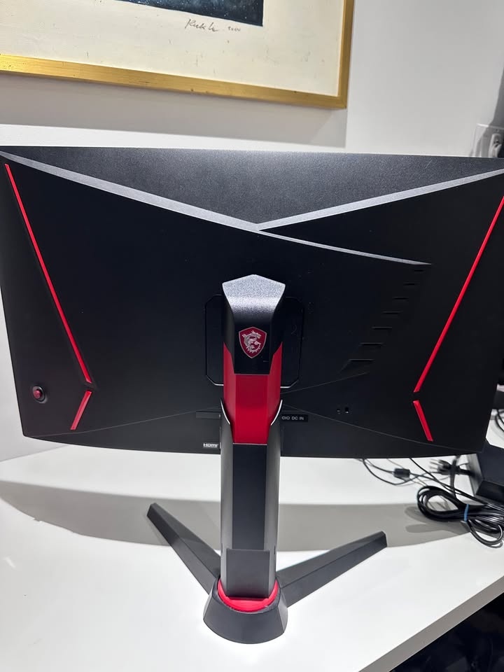 MSI Optix MAG270VC2 Curved 27" 165HZ 1080P Monitor - photo 2