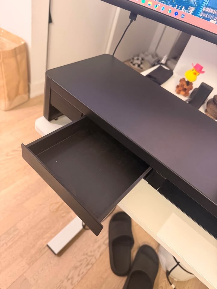 Like New 39” Desk Riser – USB Hub + Wireless Charger - photo 5