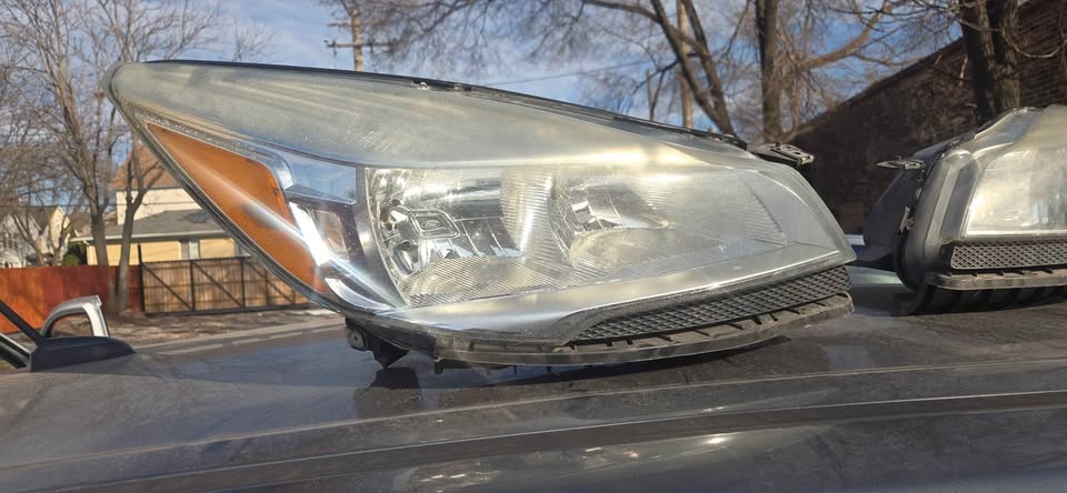 2013-2019 Ford Escape Headlights - photo 3