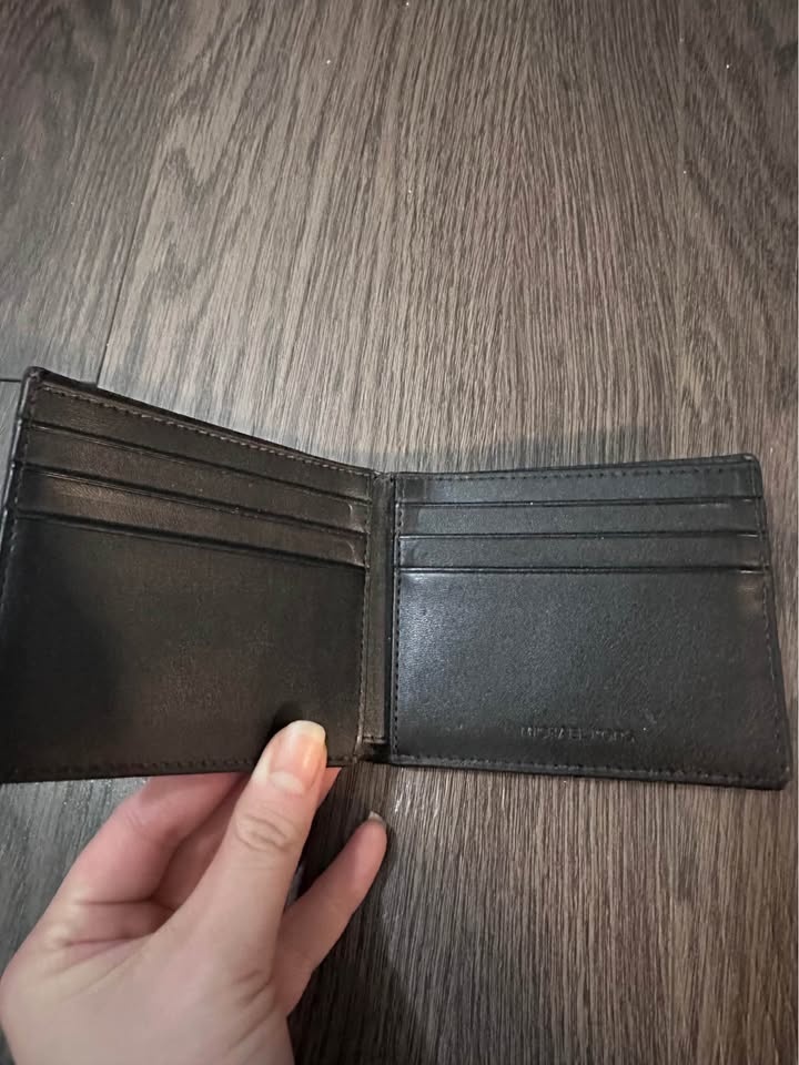 Michael Kors Wallet - photo 3