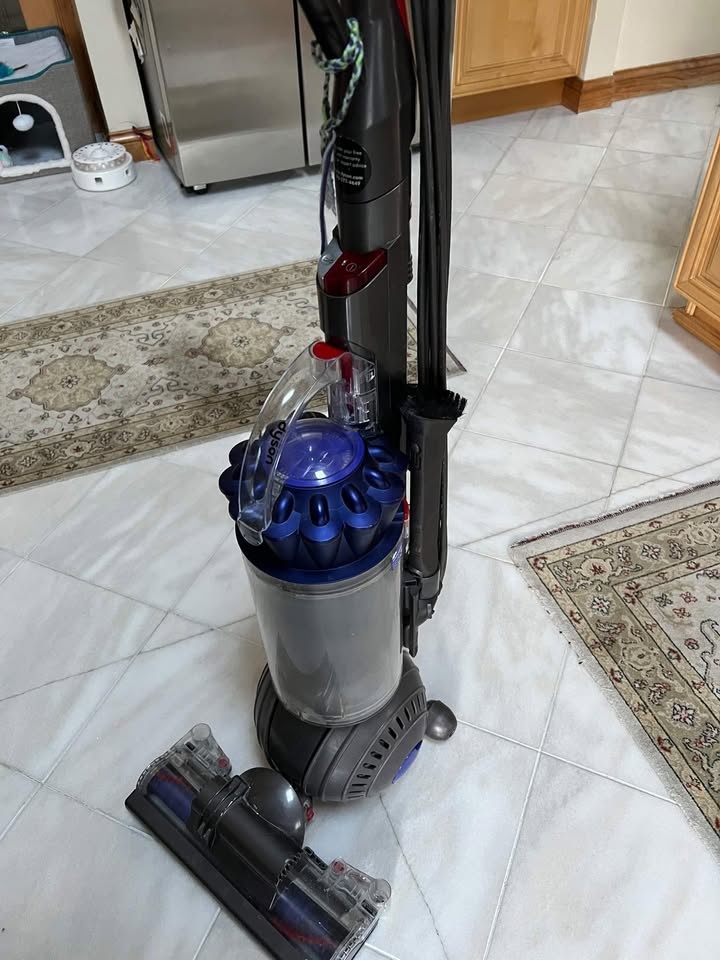 Dyson Ball Allergy Vacuum with 4 Parts - photo 2
