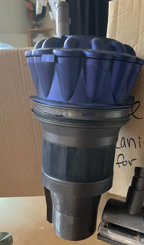 Dyson Ball Allergy Vacuum with 4 Parts - photo 5