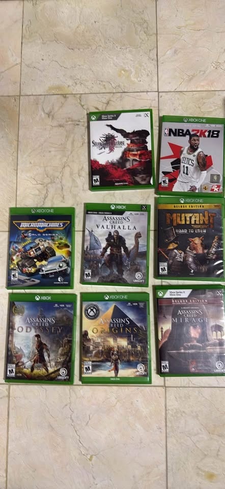Xbox 1 with storage, 4 wireless controllers, 8 games - photo 2