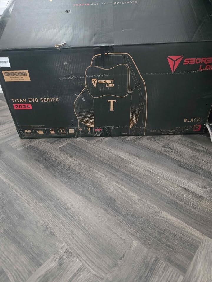 Secretlab Titan Evo - BNIB - photo 3