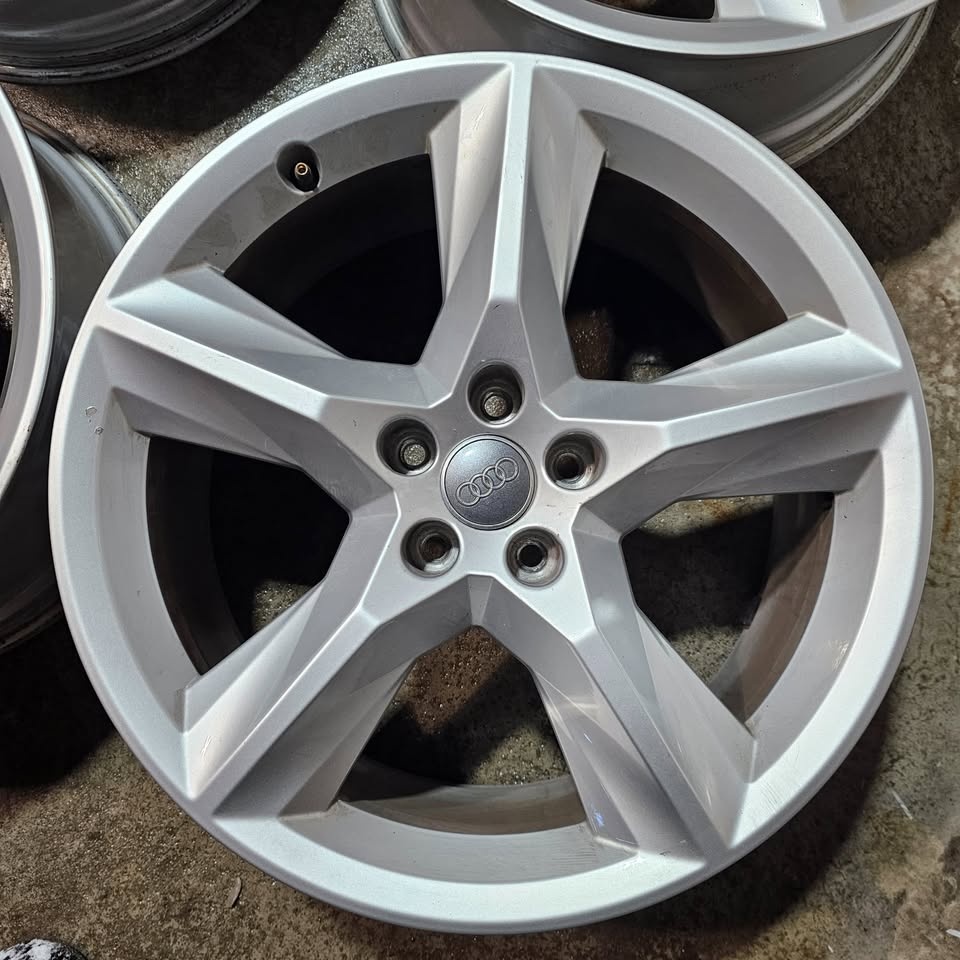19 inch Audi OEM Rims 5x112 - photo 3