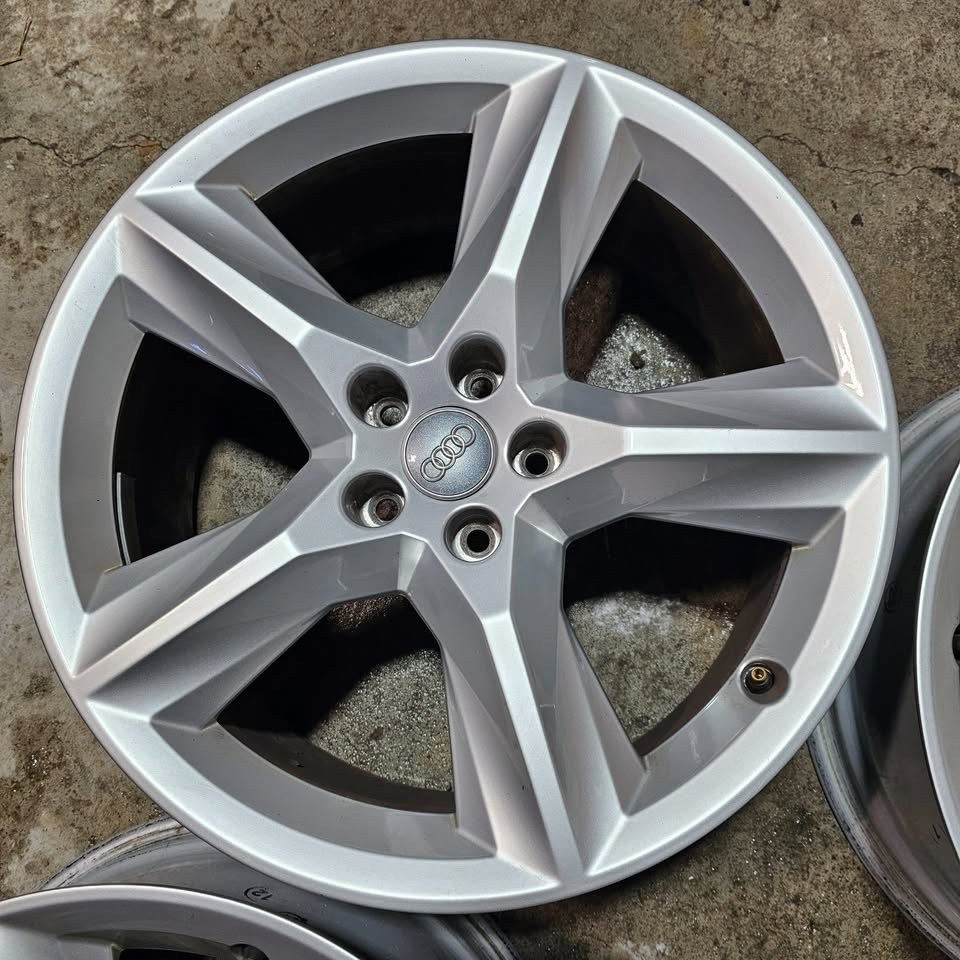 19 inch Audi OEM Rims 5x112 - photo 5