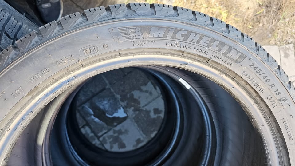 245/40/18 Michelin Winter Tires - photo 4