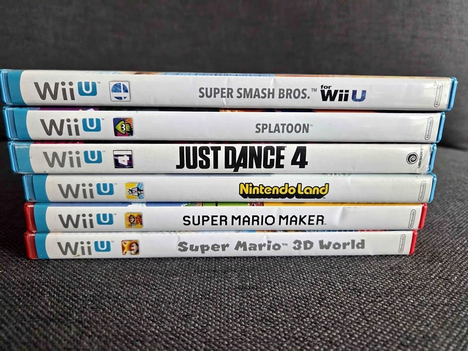 NINTENDO WII U GAME COLLECTION - (Mario, smash,splatoon)