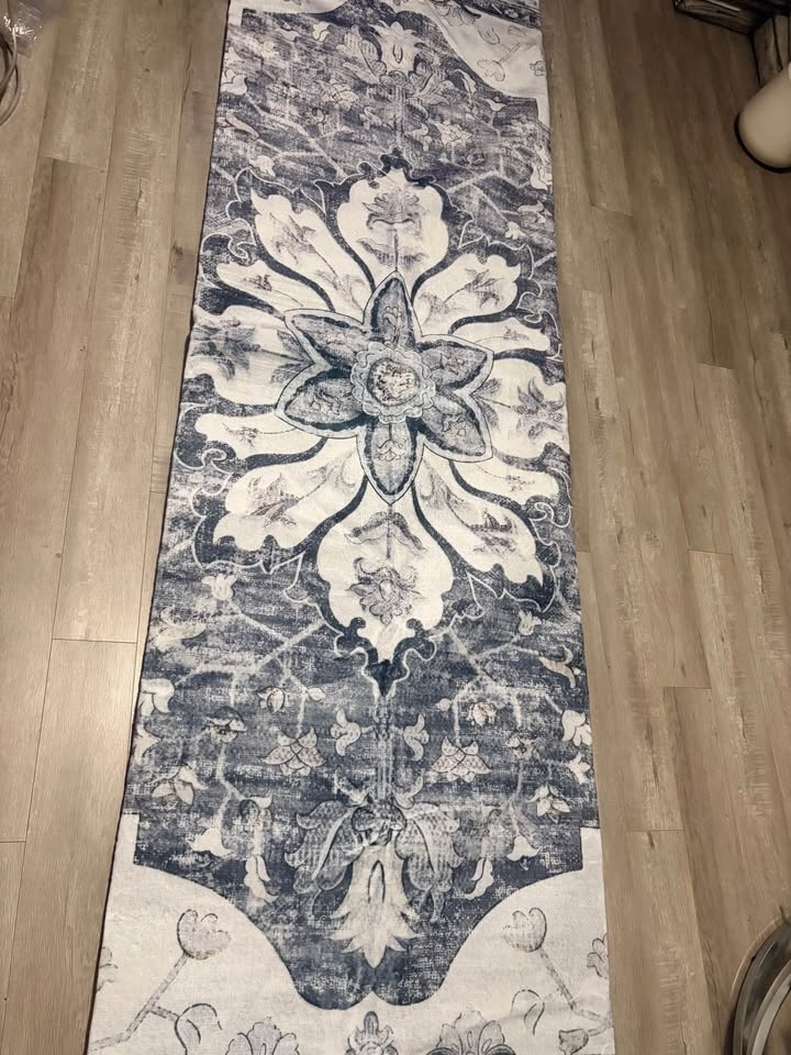 Brand New 8x10' Rug - photo 4