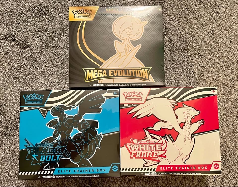 POKÉMON ETB LOT