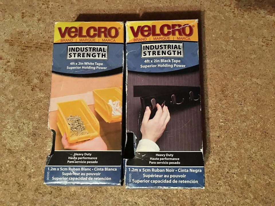 2X VELCRO INDUSTRIAL STRENGTH FASTENER TAPE 2" X 4' BLACK & WHIT