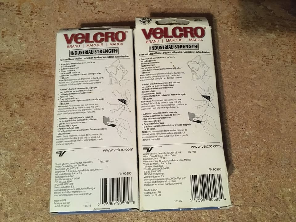 2X VELCRO INDUSTRIAL STRENGTH FASTENER TAPE 2" X 4' BLACK & WHIT - photo 3