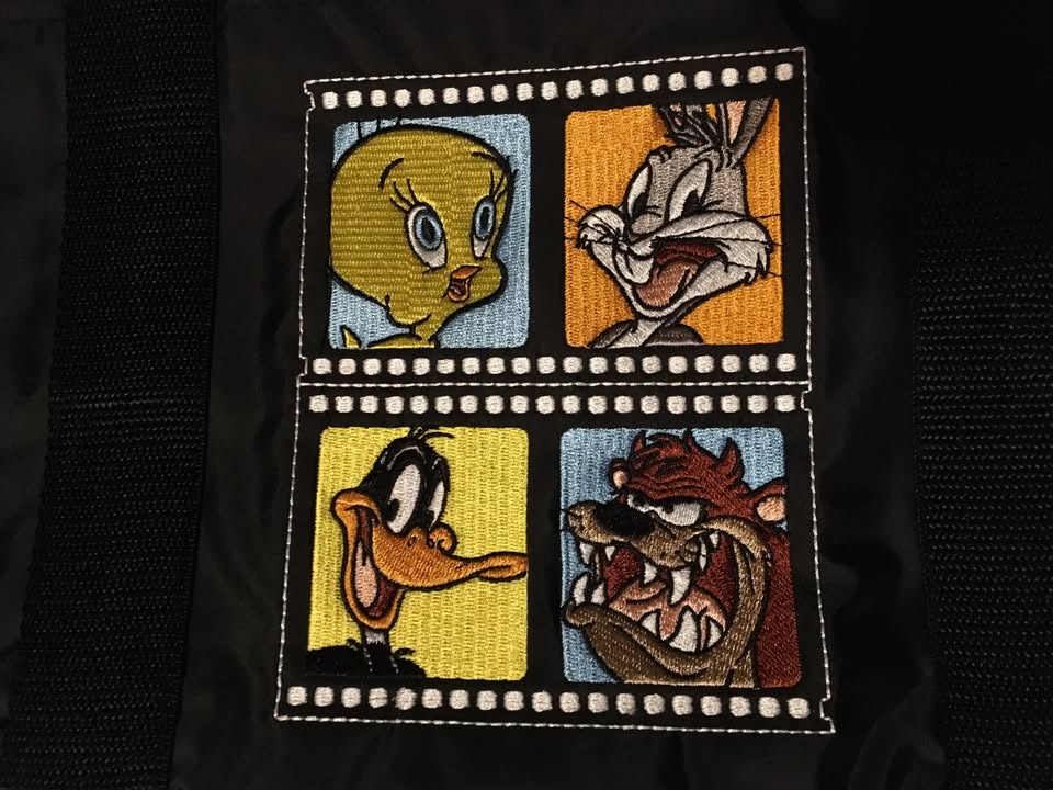 Vintage Looney Tunes Black Zippered Tote Bag - photo 2