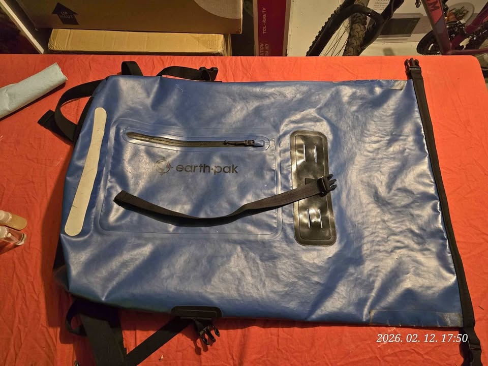 Earth pak back pack