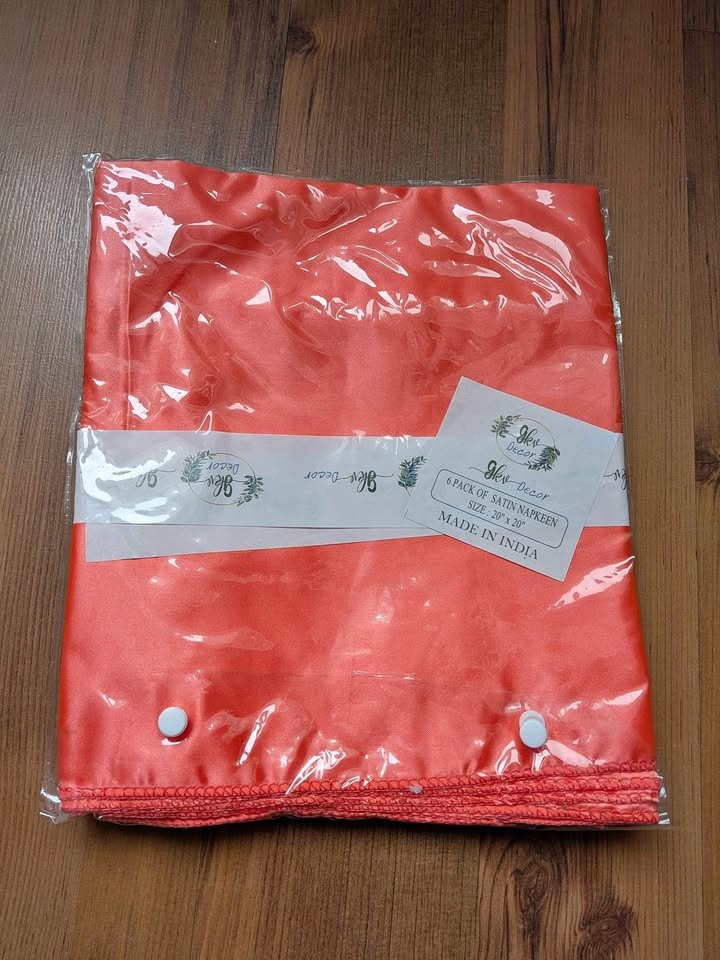 🏆  Brand new pack of 6 satin napkins (20"x20") peach color