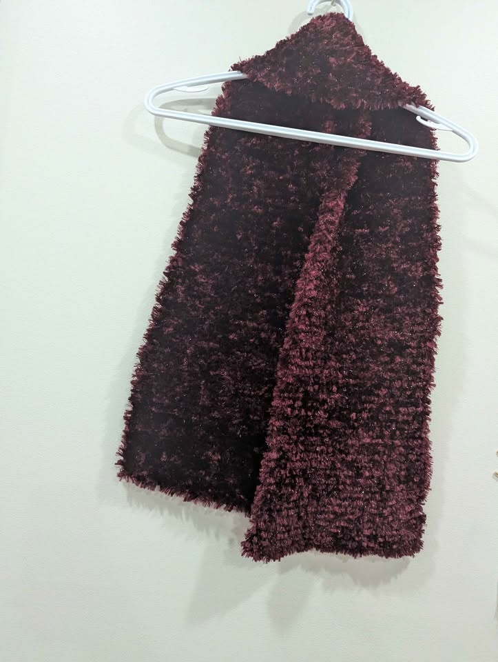 🏆 70s Vintage Plush supercozy burgundy scarf - photo 4