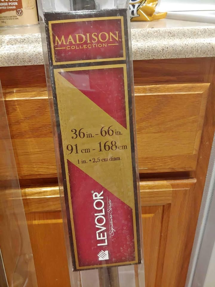 Curtain rod