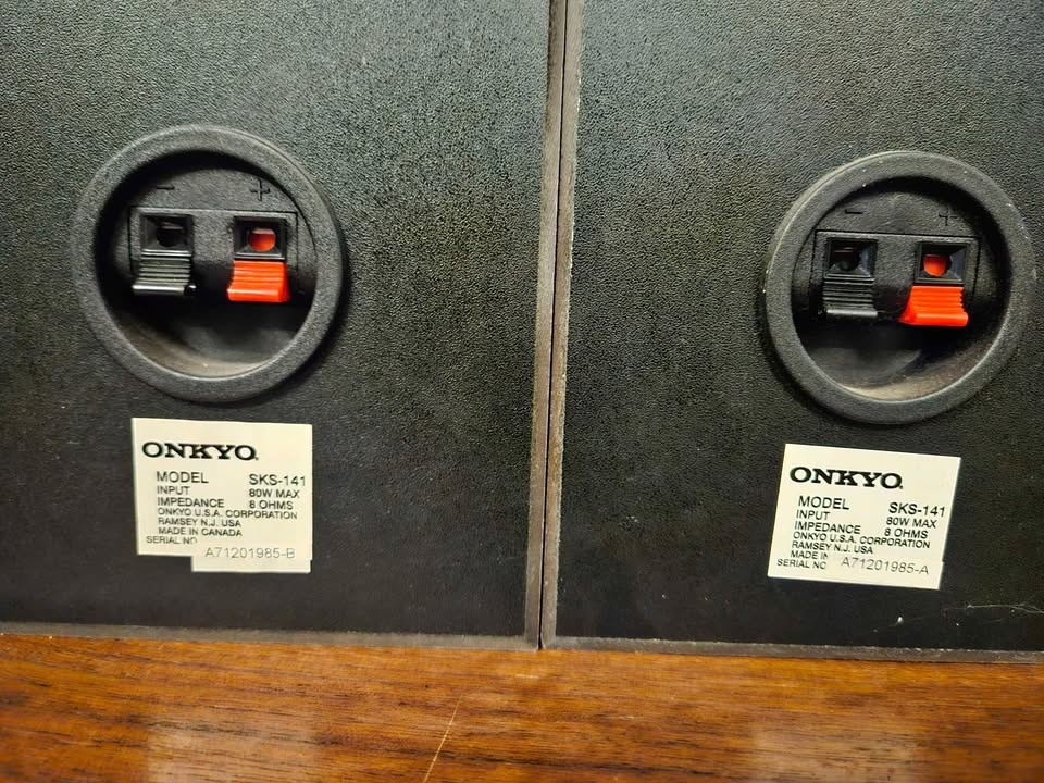 Onkyo SKS 141 Bookshelf Speakers - photo 3