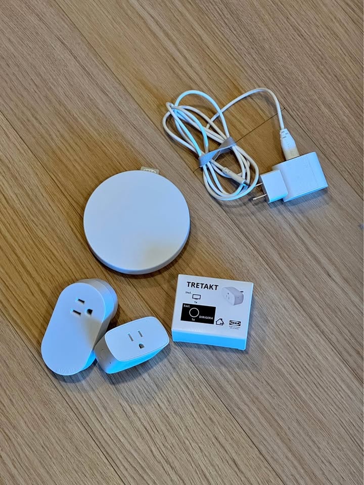 IKEA Smart Home Hub + Plugs (Dirigera, Trekt, Trådfri)