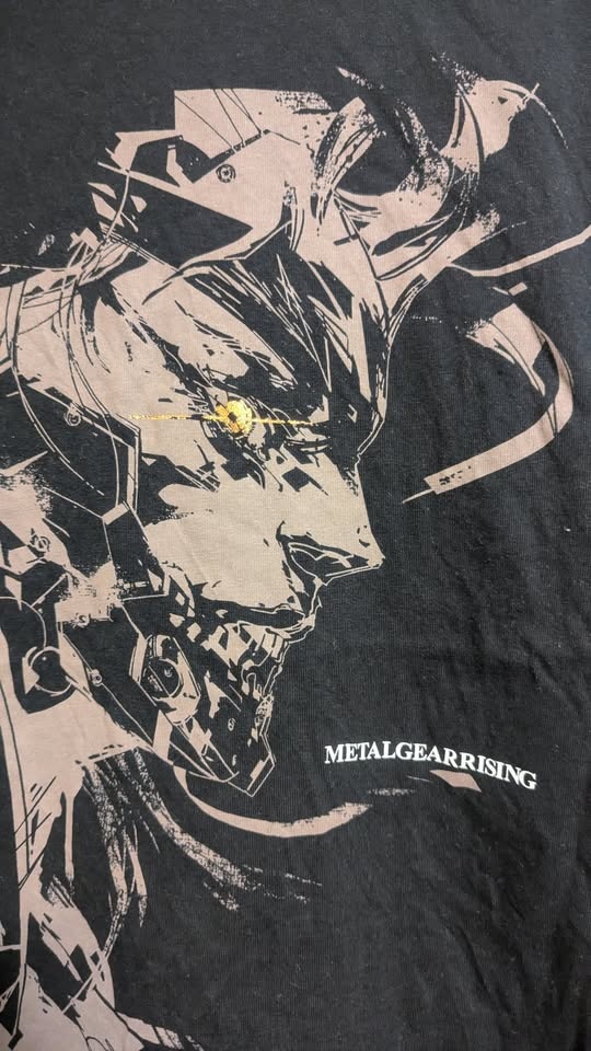 Uniqlo UT Archive Metal Gear Rising Raiden T-Shirt XS - photo 2